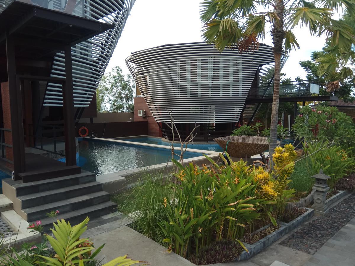 Hotel Bali Umah Tinjung Tulamben Exterior foto